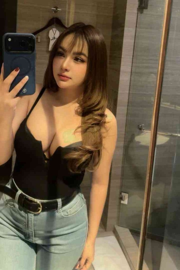 Isya Malay Escort KL – 23 year old slim local Malay girl, 165cm 50kg, for discreet incall and outcall in Bukit Bintang